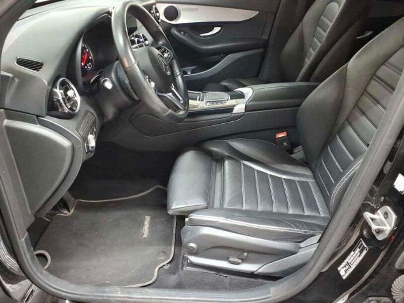 Second-hand Mercedes GLC220 194 CP (142 kW) 2022 Negru Coupe