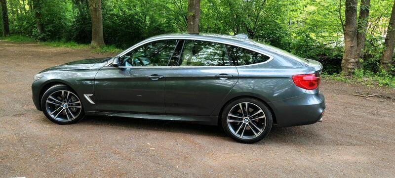 Grau Gebraucht 2017 BMW 335 Limousine | 22.800 € (Fairer Preis) - Bild 1/4