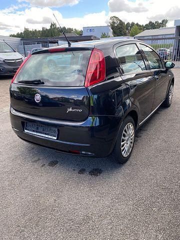 Gebraucht Fiat Punto 75 PS (55 kW) 2013 Schwarz Kleinwagen