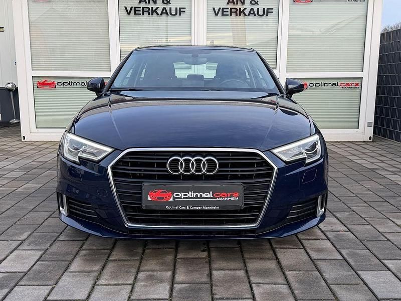 Gebraucht Audi A3 Sport 150 PS (110 kW) 2017 Blau Limousine