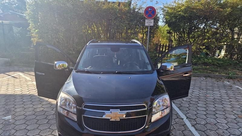Schwarz Gebraucht 2012 Chevrolet Orlando SUV | 5.000 € (Fairer Preis) - Bild 1/4