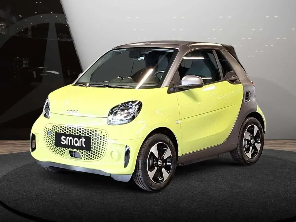 Gebraucht Smart ForTwo Electric Drive Passion 60 kW (82 PS) 2021 Lime green Cabrio