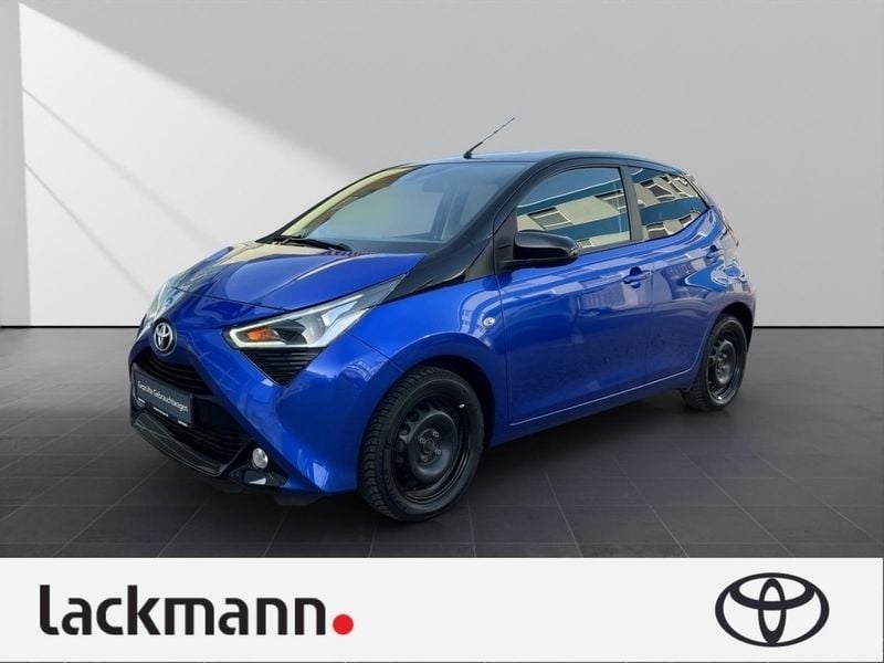 Gebraucht 2021 Toyota Aygo X-clusiv Kleinwagen | 14.989 € (Fairer Preis) - Bild 1/4