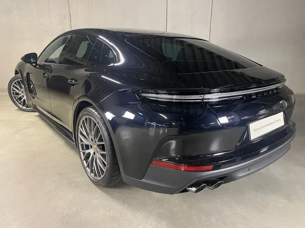 Gebraucht Porsche Panamera 4 354 PS (260 kW) 2026 Schwarz Kleinwagen
