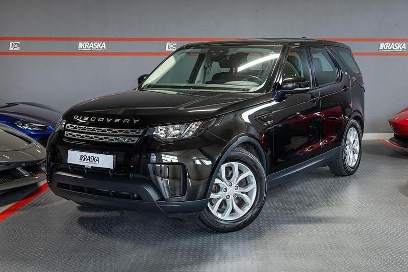 Schwarz Gebraucht 2018 Land Rover Discovery 5 SUV | 33.750 € (Etwas zu teuer) - Bild 1/4