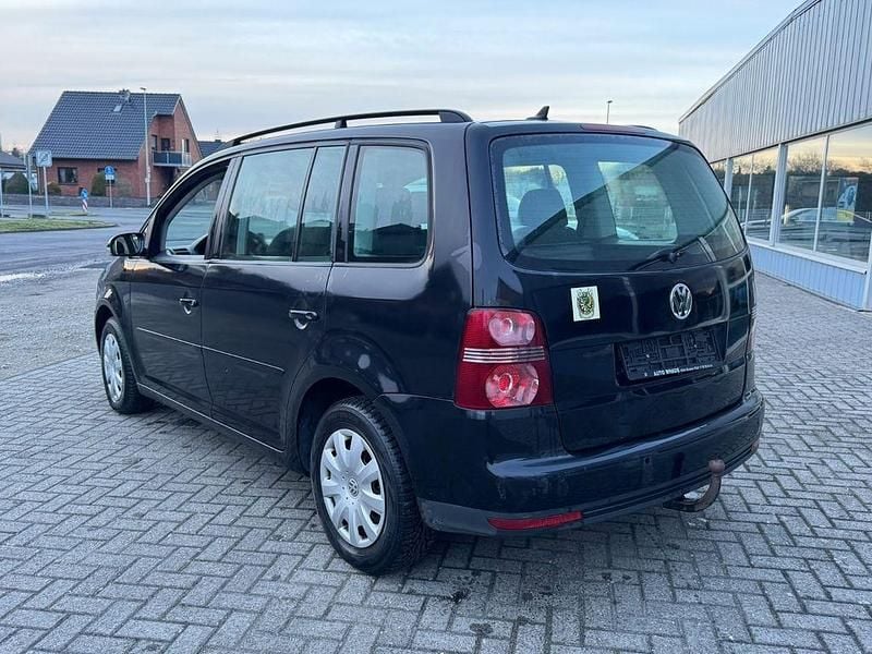 Gebraucht VW Touran Highline 105 PS (77 kW) 2008 Schwarz Van / Kleinbus