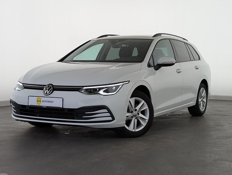 Gebraucht VW Golf VIII Life 131 PS (96 kW) 2023 Kombi