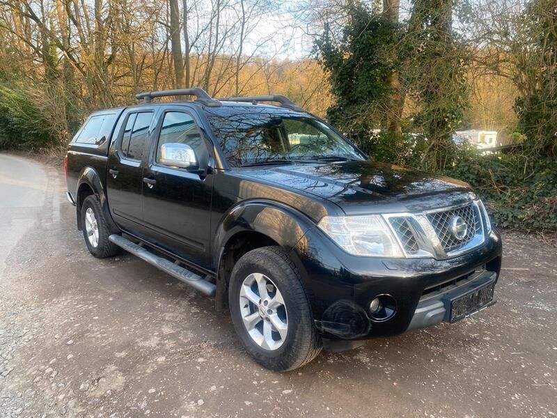 Schwarz Gebraucht 2013 Nissan Navara Abholung | 13.500 € (Etwas zu teuer) - Bild 1/4