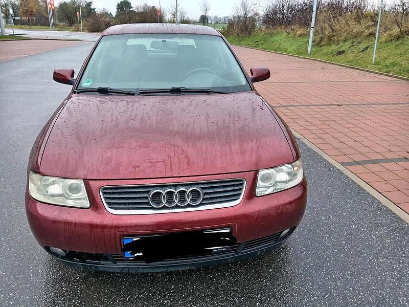 Brugt Audi A3 102 HK (75 kW) 2000 Rød Hatchback