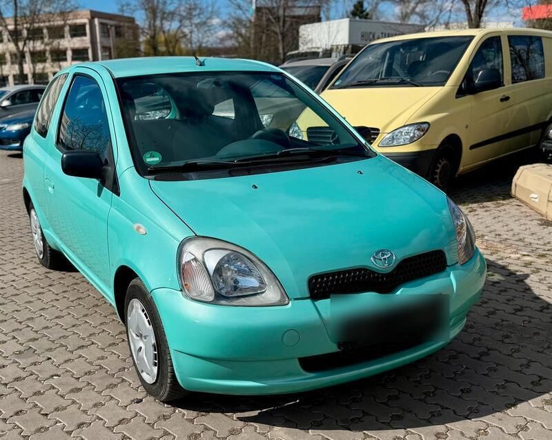 Andere außenfarben Gebraucht 2001 Toyota Yaris Kleinwagen | 1.890 € (Etwas zu teuer) - Bild 1/4
