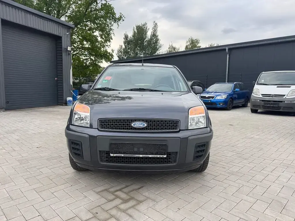Gebraucht Ford Fusion Style 80 PS (58 kW) 2008 Grau Kleinwagen