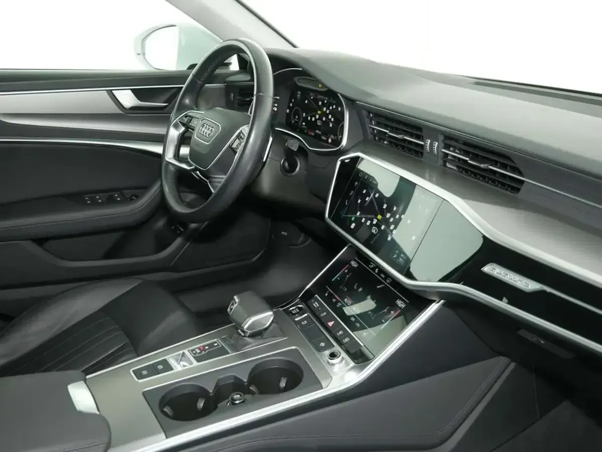 Gebraucht Audi A6 Ambiente 299 PS (219 kW) 2022 Ibisweiß Kombi