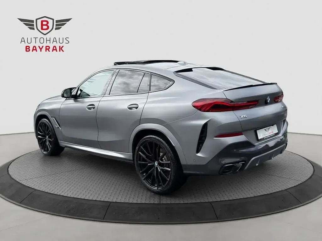 Gebraucht BMW X6 M Sport 530 PS (389 kW) 2024 Grau SUV