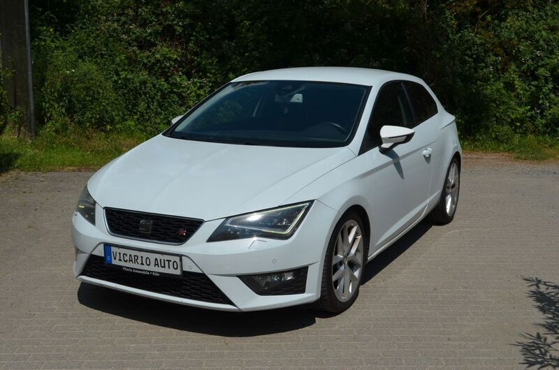 Usata Seat Leon 140 CV (102 kW) 2013 Bianco Coupé