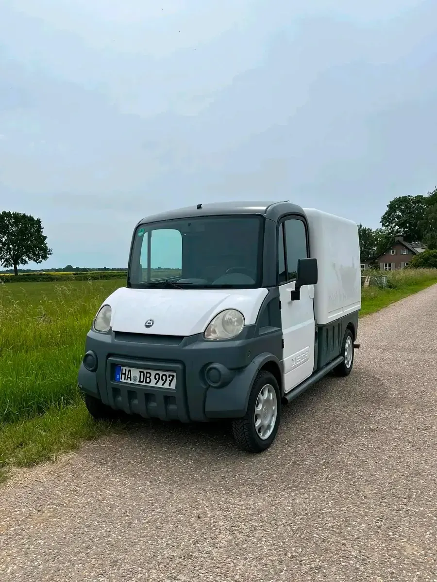 Gebraucht Aixam D-truck 16 PS (11 kW) 2010 Weiß Van / Kleinbus