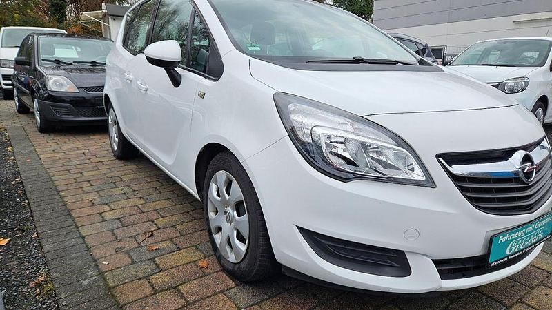 Gebraucht Opel Meriva Edition 110 PS (80 kW) 2016 Weiß Van / Kleinbus