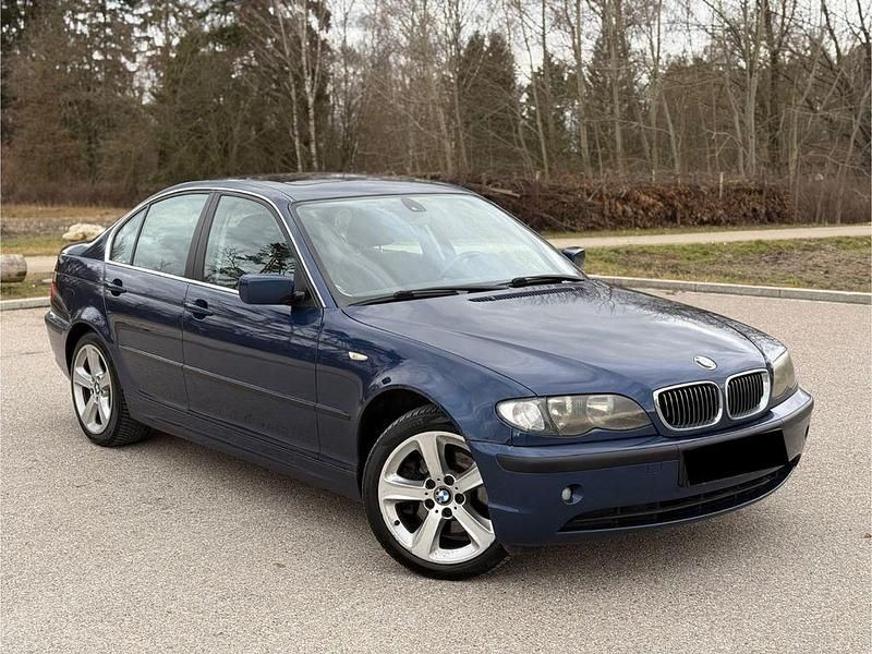 Gebraucht BMW 330 Sport Line 204 PS (150 kW) 2004 Blau Limousine