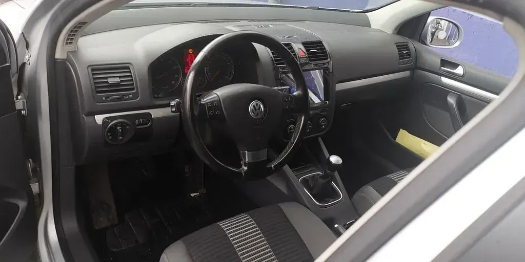 Gebraucht VW Golf VI 122 PS (89 kW) 2009 Silber Kleinwagen