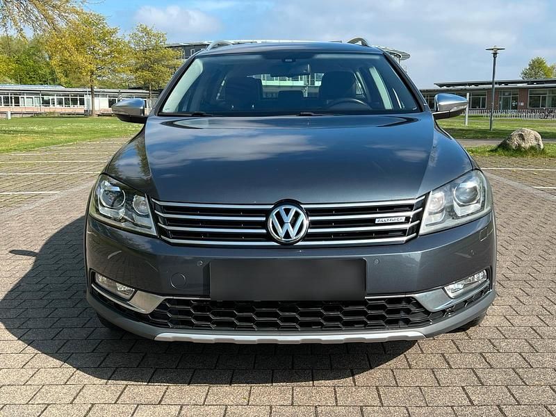 Gebraucht VW Passat 211 PS (155 kW) 2012 Grau Kombi