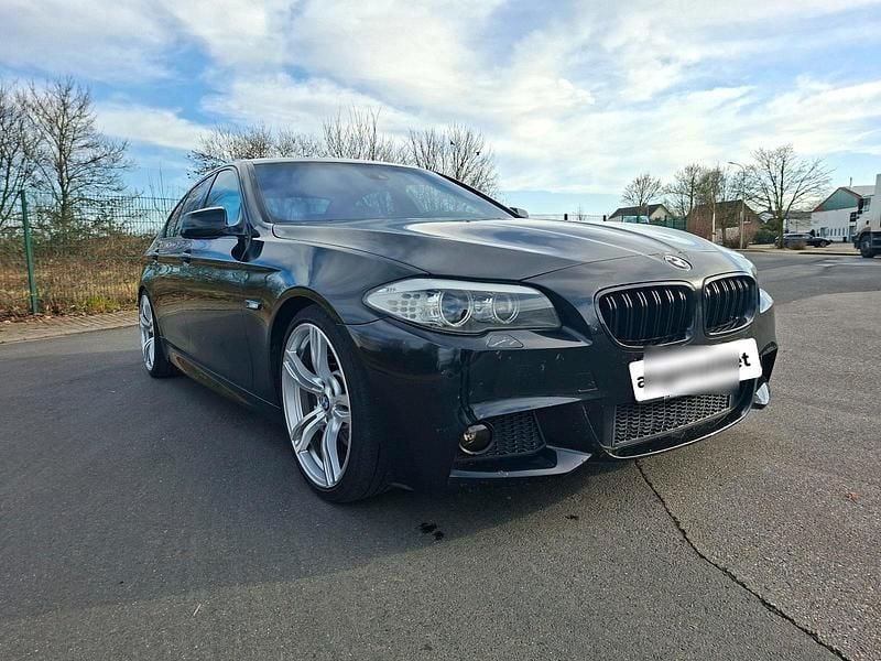 Gebraucht BMW 525 M Sport 205 PS (150 kW) 2010 Schwarz Limousine