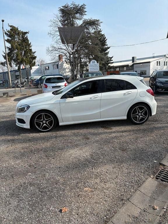 Gebraucht Mercedes A220 170 PS (125 kW) 2013 Weiß Limousine