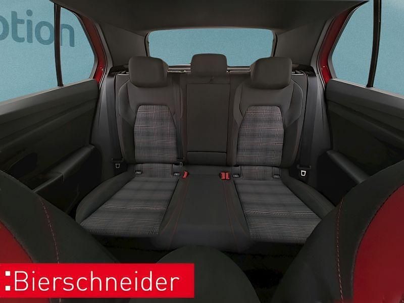 Gebraucht VW Golf VIII 265 PS (194 kW) 2024 Rot Kleinwagen