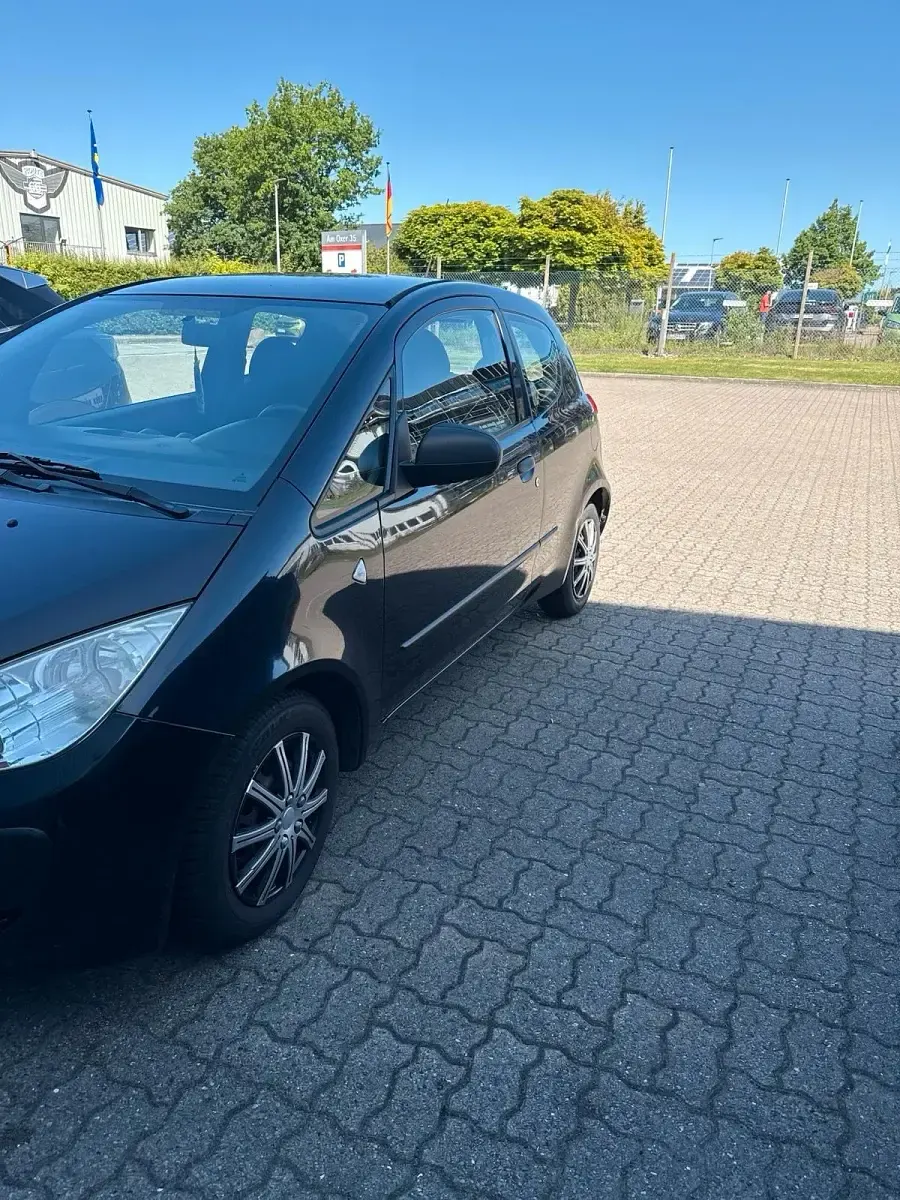 Gebraucht Mitsubishi Colt 75 PS (55 kW) 2008 Schwarz Kleinwagen