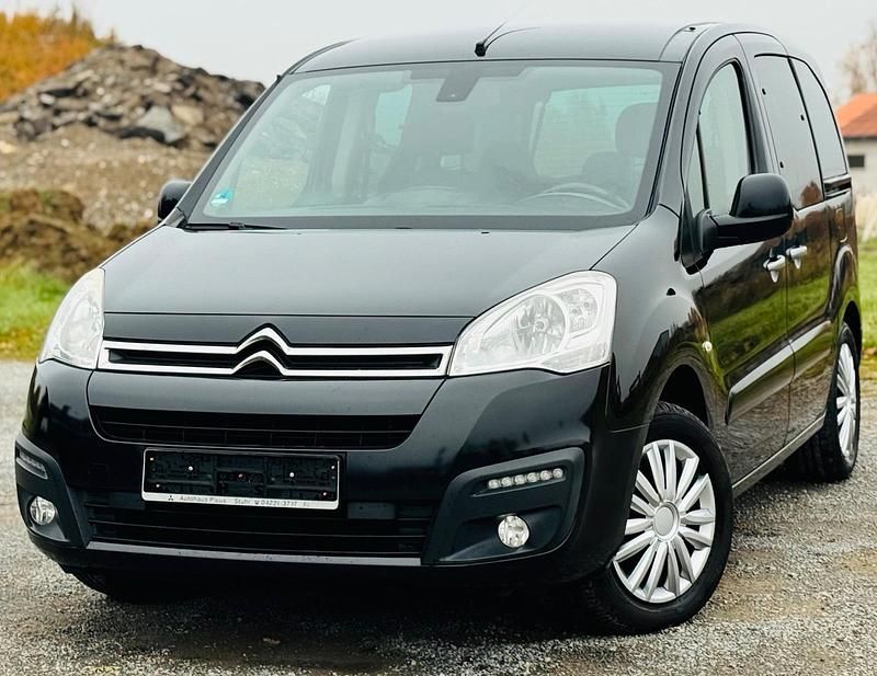 Schwarz Gebraucht 2017 Citroën Berlingo Van / Kleinbus | 3.499 € (Superpreis) - Bild 1/4