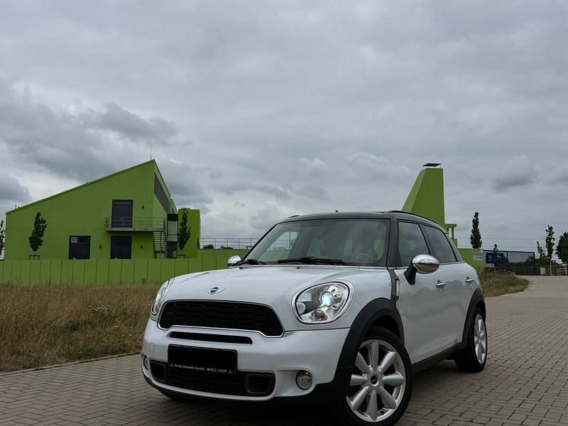 Weiß Gebraucht 2013 Mini Cooper SD Countryman Sport SUV | 8.000 € - Bild 1/4