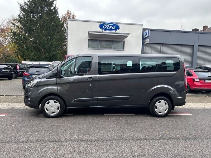 Gebraucht Ford Tourneo Custom Trend 131 PS (96 kW) 2023 Grau Van