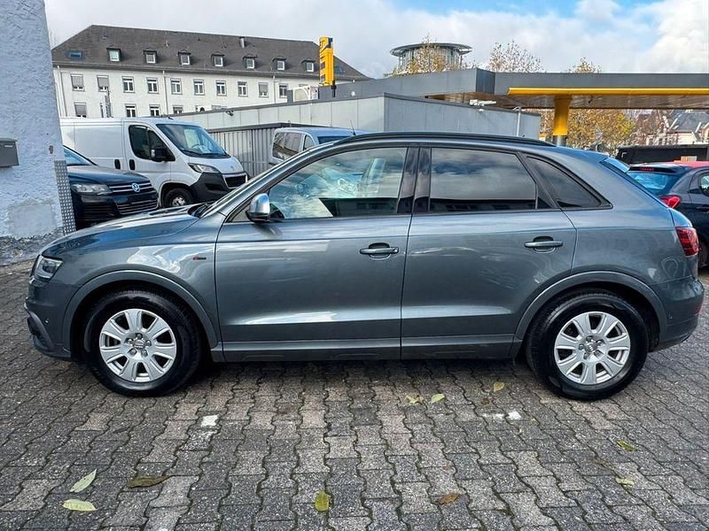 Gebraucht Audi Q3 Sport 140 PS (102 kW) 2012 Grau SUV
