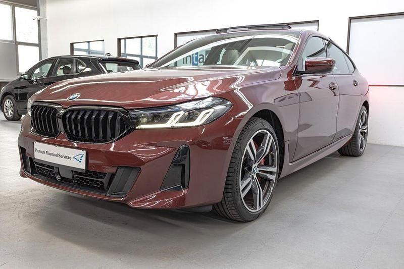 Rot Gebraucht 2022 BMW 630 M Sport Coupé | 52.999 € - Bild 1/4