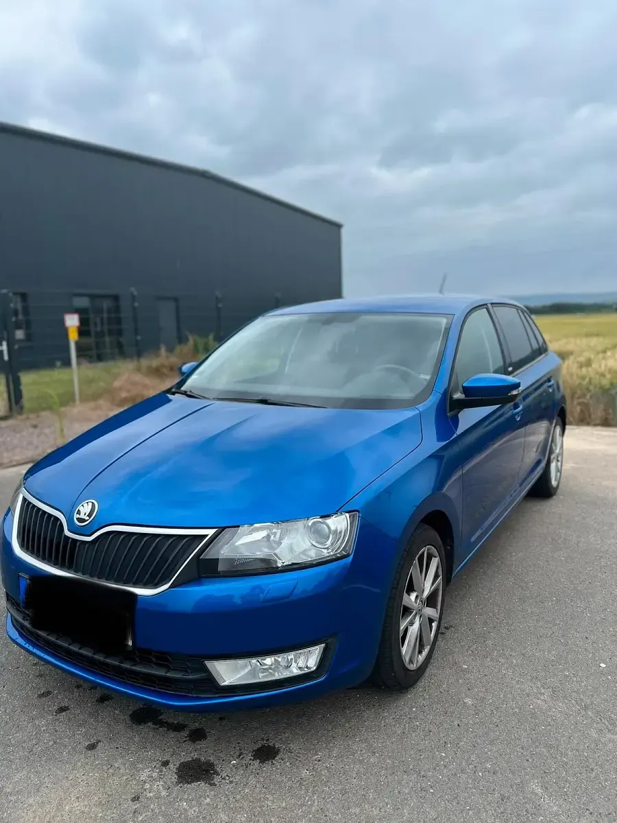 Gebraucht Skoda Rapid 90 PS (66 kW) 2016 Blau Kleinwagen