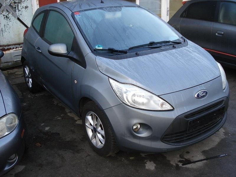 Second-hand Ford Ka 69 CP (50 kW) 2015 Gri Hatchback