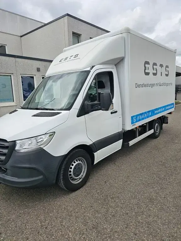 Gebraucht Mercedes Sprinter 163 PS (119 kW) 2019 Weiß Van
