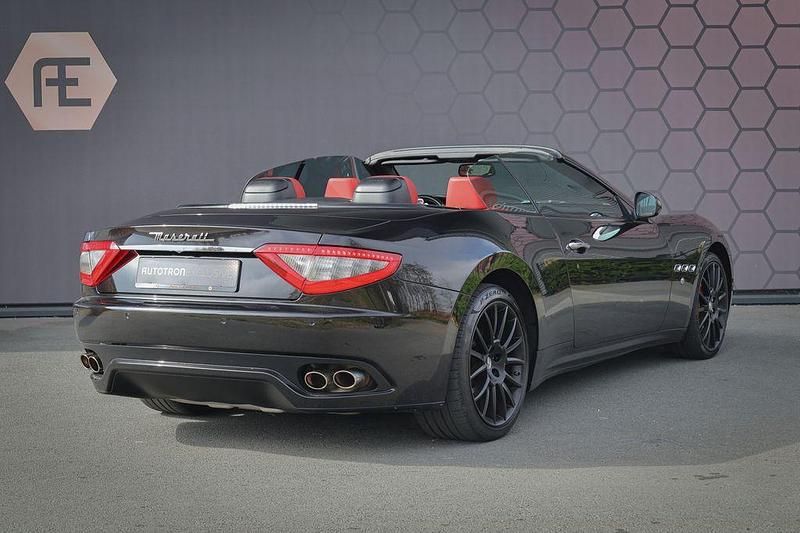 Gebraucht Maserati GranCabrio 441 PS (324 kW) 2012 Schwarz Cabrio