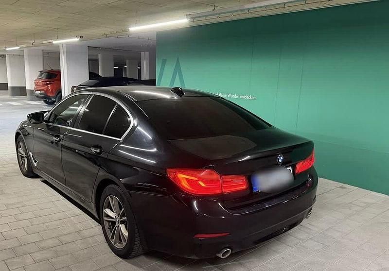 Gebraucht BMW 520 190 PS (139 kW) 2017 Grau Limousine