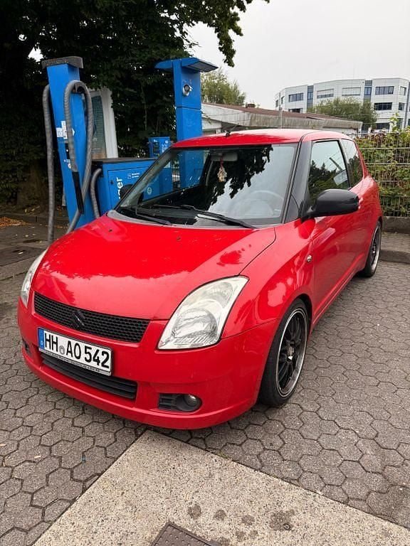 Gebraucht Suzuki Swift 92 PS (67 kW) 2005 Rot Kleinwagen