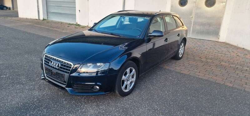 Blau Gebraucht 2009 Audi A4 Attraction Kombi | 3.200 € (Guter Preis) - Bild 1/4