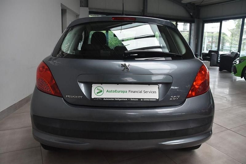 Gebraucht Peugeot 207 Urban Move 95 PS (69 kW) 2008 Grau Kleinwagen