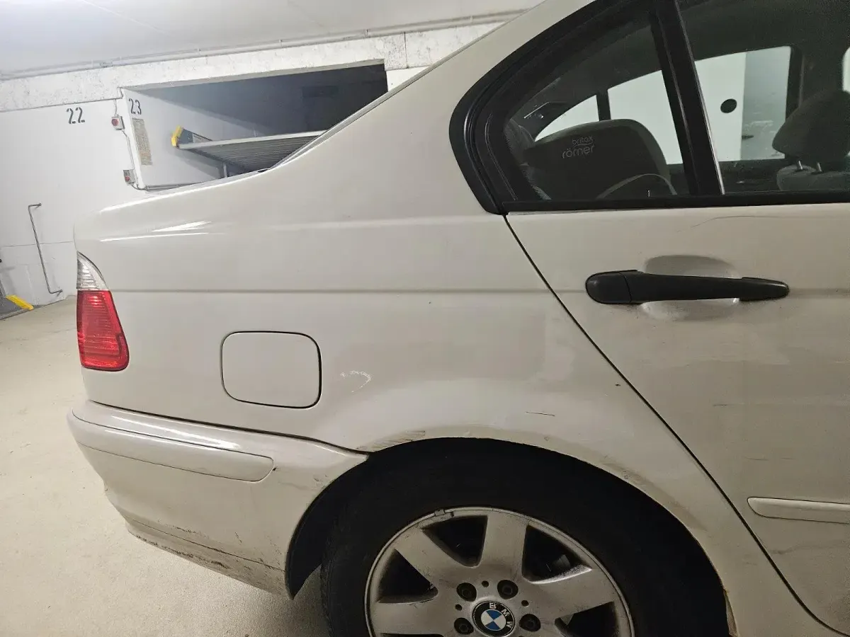 Gebraucht BMW 318 118 PS (86 kW) 2000 Weiß Limousine