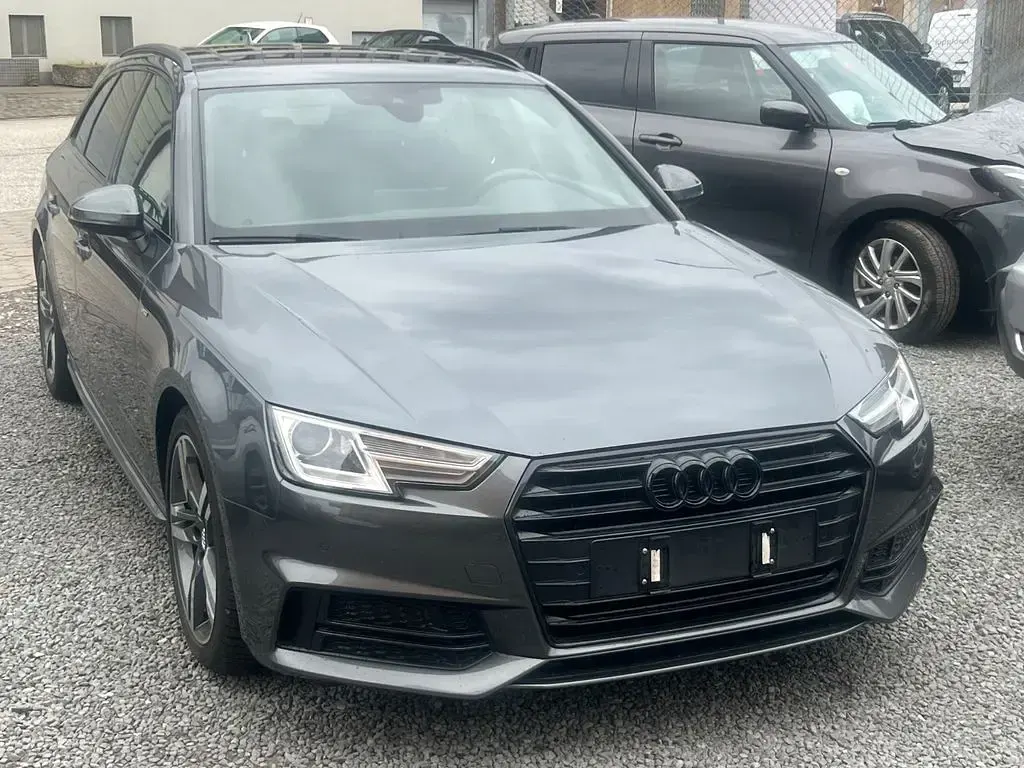 Second-hand Audi A4 S-Line 190 CP (139 kW) 2016 Gri Break