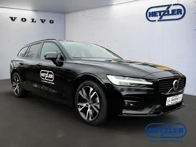 Gebraucht Volvo V60 Plus 197 PS (144 kW) 2023 Kombi