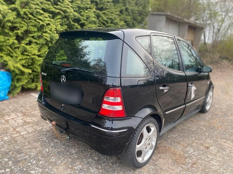 Second-hand Mercedes A160 2001 Negru Hatchback