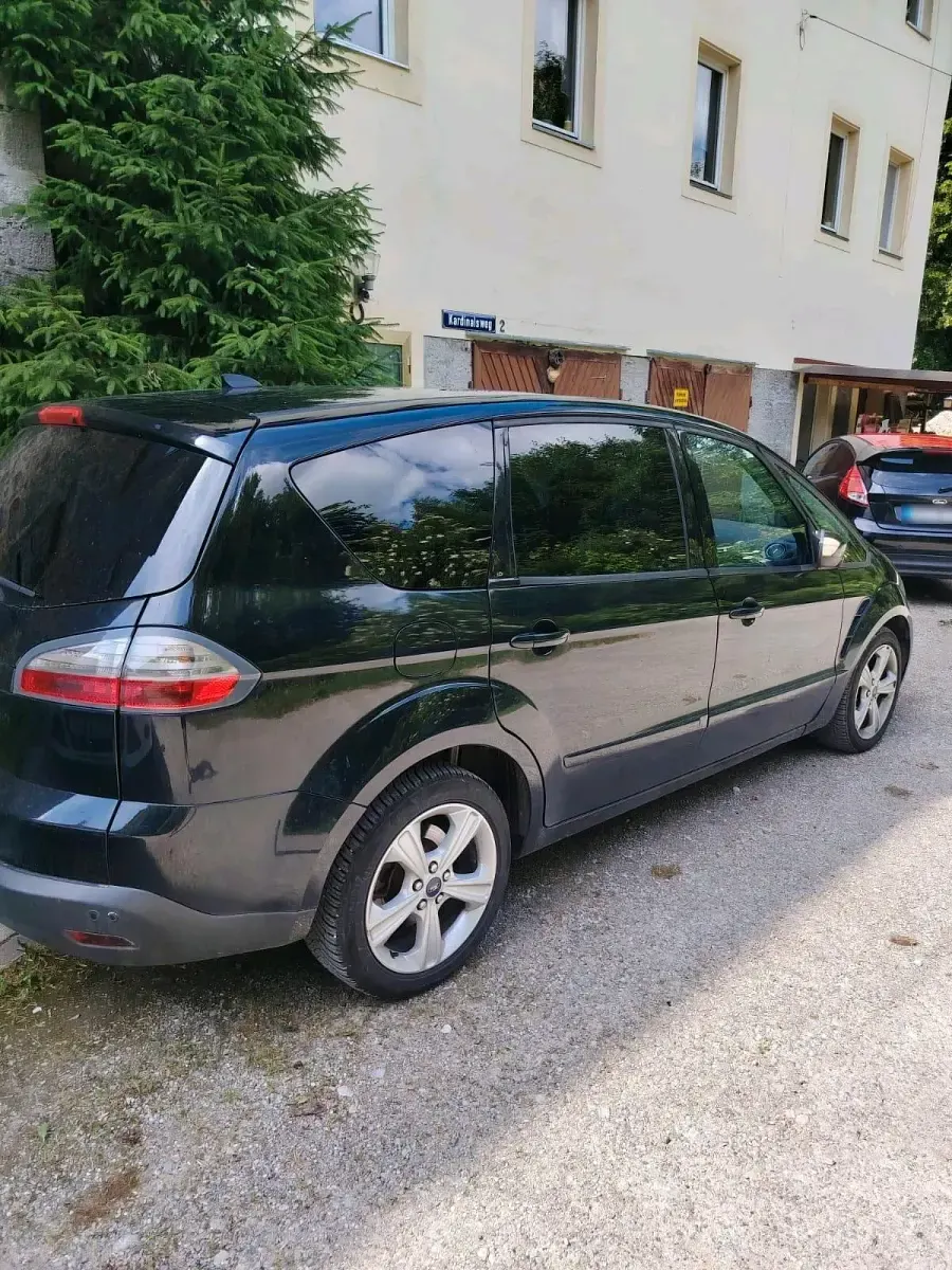 Gebraucht Ford S-MAX S 131 PS (96 kW) 2008 Schwarz Van / Kleinbus