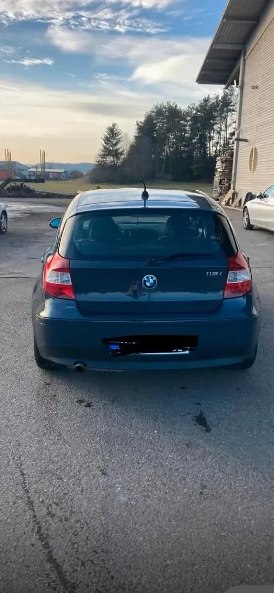 Gebraucht BMW 118 129 PS (94 kW) 2005 Andere farben Kleinwagen