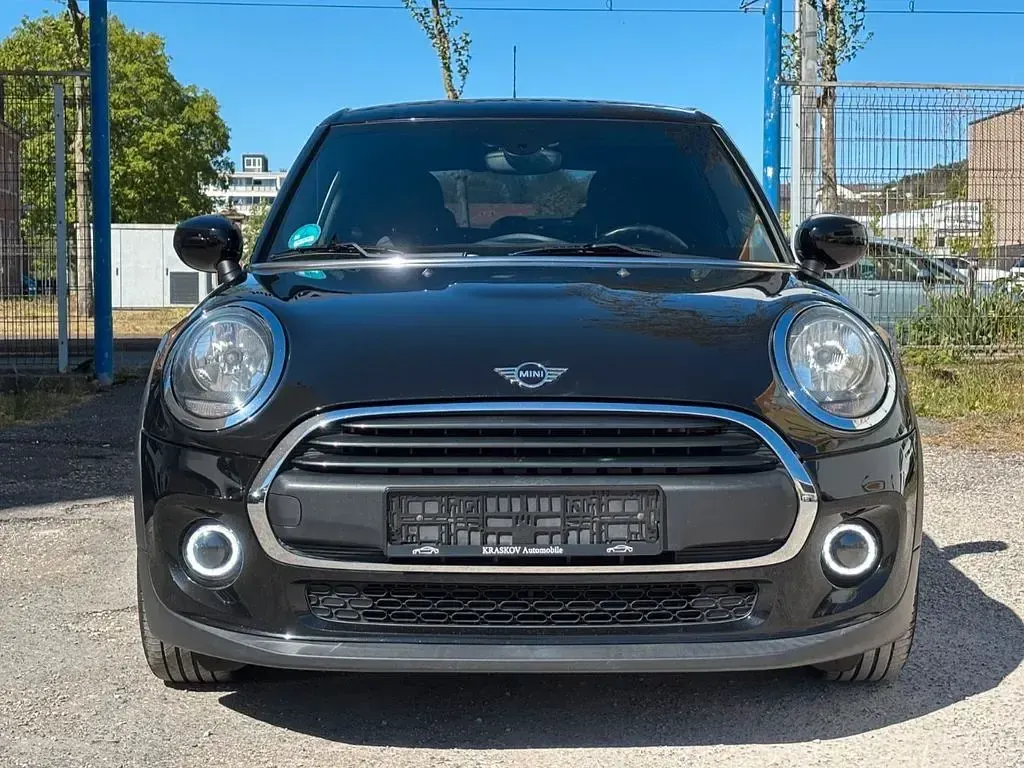 Usata Mini ONE 102 CV (75 kW) 2019 Nero Utilitaria