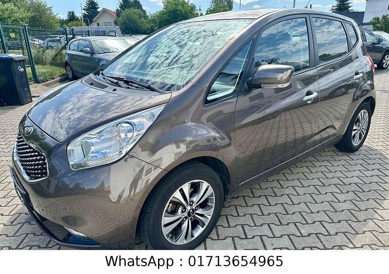 Beige Gebraucht 2016 Kia Venga Kleinwagen | 8.990 € (Guter Preis) - Bild 1/4