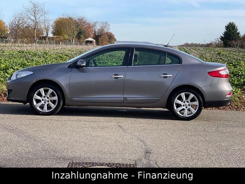 Brugt Renault Fluence Dynamique 140 HK (102 kW) 2010 Grå Sedan