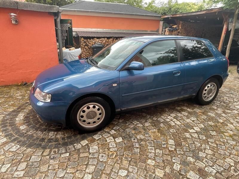 Blau Gebraucht 2000 Audi A3 Limousine | 1.990 € (Fairer Preis) - Bild 1/2
